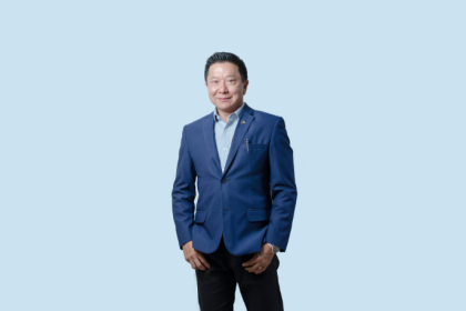 Dr. Milton Seigi Hayashi aponta a idade ideal para a otoplastia e os cuidados necessários.