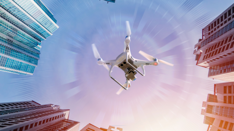 Entenda com Fernando Bruno Crestani como o uso de drones no monitoramento revoluciona o controle de qualidade em construções.