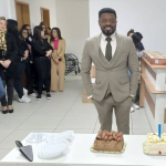 Oluwatosin Tolulope Ajidahun investiga como o equilíbrio microbiano no útero influencia a implantação embrionária.