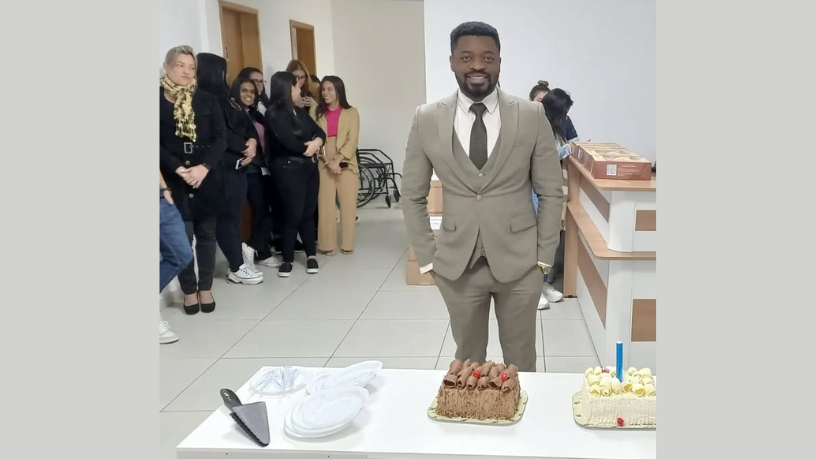 Oluwatosin Tolulope Ajidahun investiga como o equilíbrio microbiano no útero influencia a implantação embrionária.