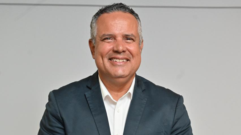 Em retrofits industriais, o reforço estrutural deve considerar cargas, uso e vida útil remanescente. Elmar Juan Passos Varjão Bomfim destaca a análise detalhada como etapa essencial.