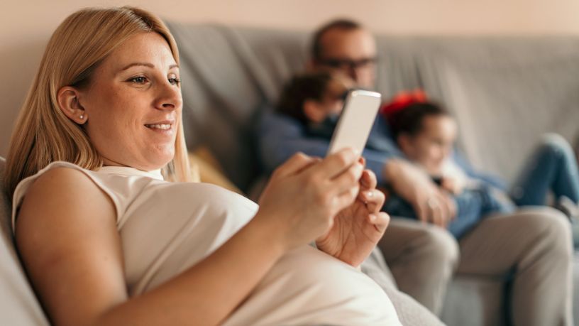 Novelas em formato vertical: como o conteúdo mobile está redefinindo o entretenimento digital