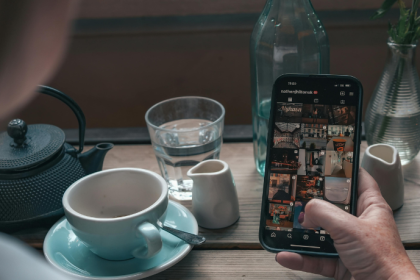Instagram aposta em buscas e conteúdo descobrível: por que SEO dentro da plataforma virou prioridade em 2026