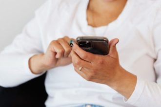 O Impacto das Versões Pagas das Redes Sociais no Comportamento do Consumidor Digital