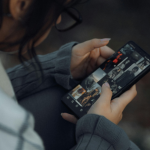 Brasil já exige idade mínima maior para usar redes sociais: veja o que muda